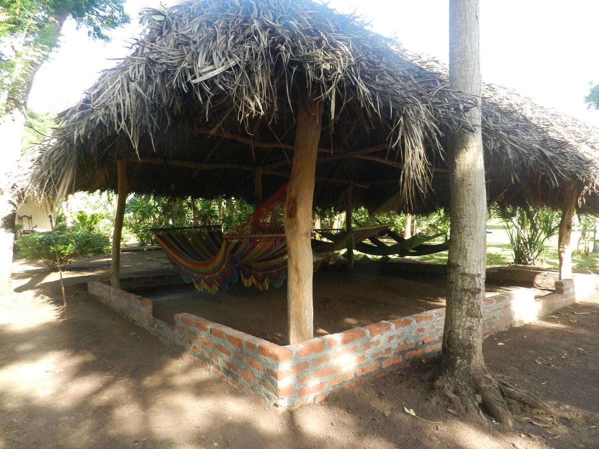 Hostal Y Restaurante Rancho Mérida מראה חיצוני תמונה